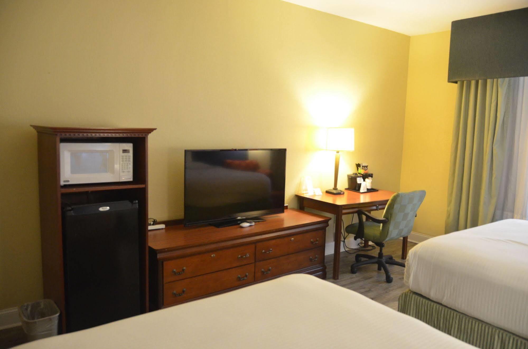 Eagles Nest Inn Statesboro Buitenkant foto