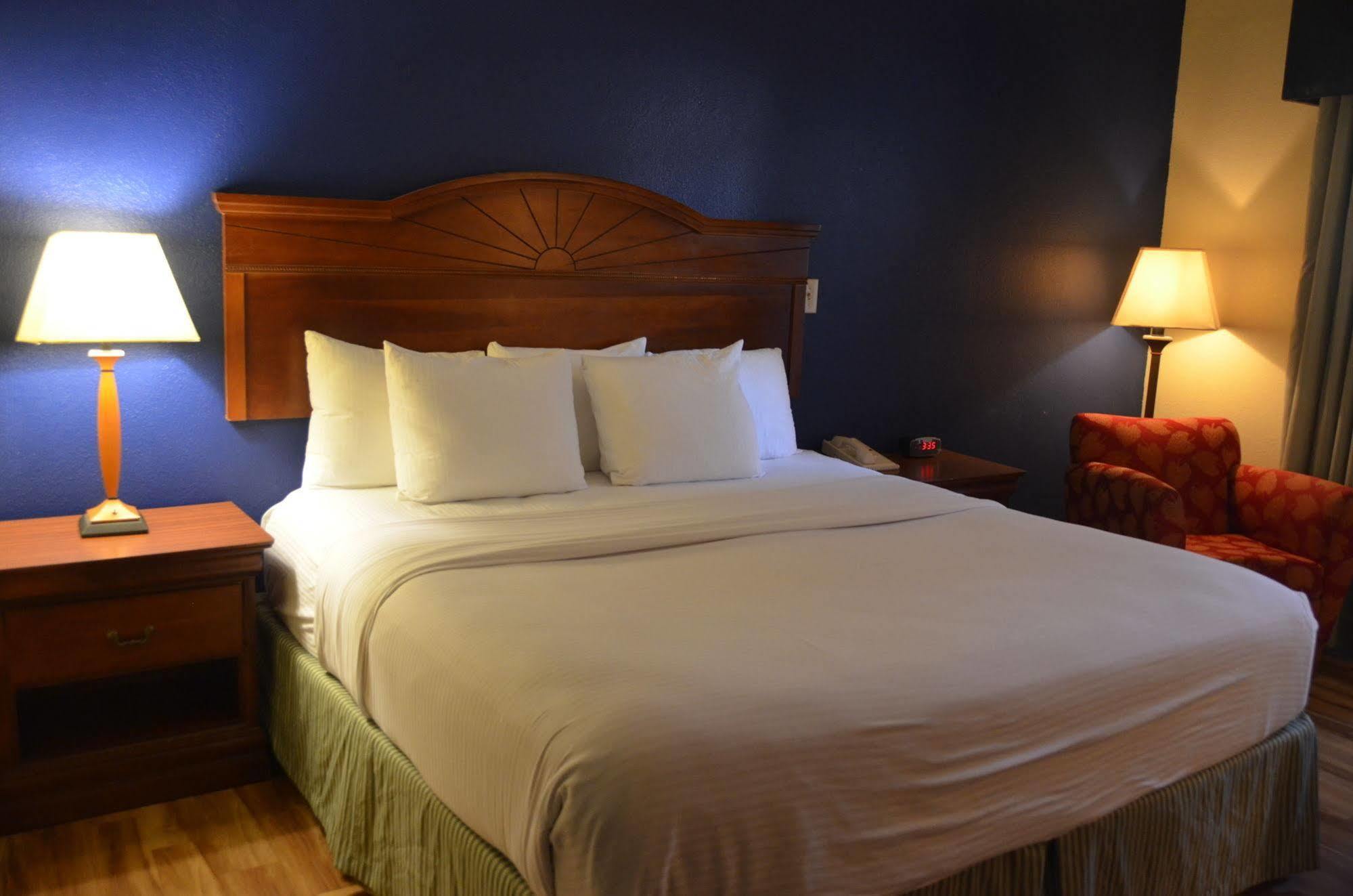 Eagles Nest Inn Statesboro Buitenkant foto